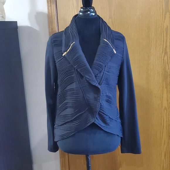 Komarov black textured zipper detailed fitted blazer - Picture 2 of 7